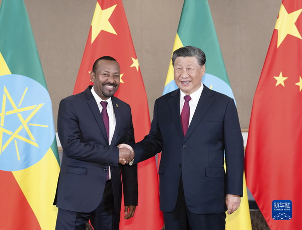 习近平会见埃塞俄比亚总理阿比1.jpg